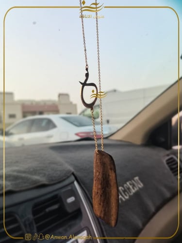 تعليقة سياره كسرة عود بالحرف