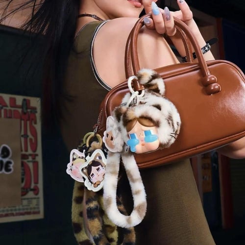 CRYBABY - Wild Cutie مفتوحه لون بني