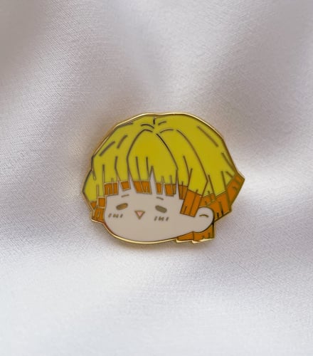Demon slayer pins / بنز ديمون سلاير كيميتسو