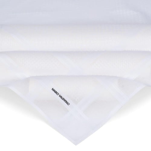 شماغ ماريو فلنتينو أبيض آخر اصدار ٢٠٢٥