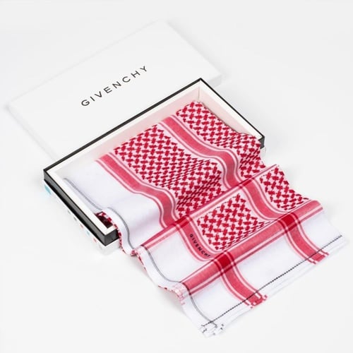 عرض حصري 4 اشمغة جيفنشي شماغ جيفنشي كلاسيك+جيفنشي...