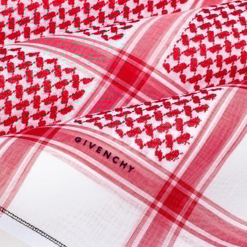 ثلاثة اشمغة جيفنشي آخر اصدار بسعر شماغ واحد