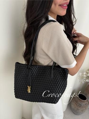 ‏ Classic Golden Knot Tote - black