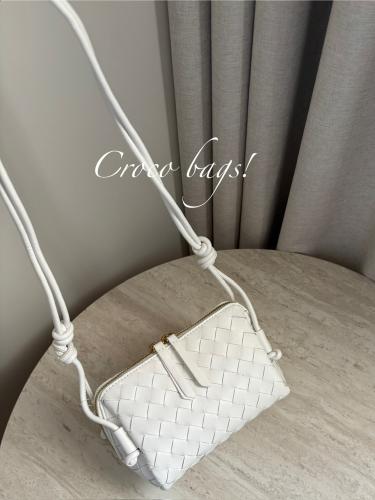 ويفي كروس بودي باق - ابيض