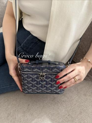 GY muse mini vanity - navy blue