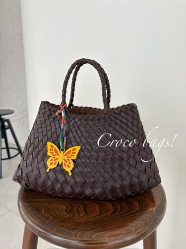 Wavy tote bag medium size short handle- coffee