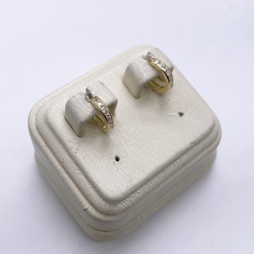 gold earrings