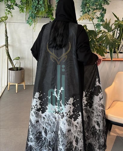 عباية كريب مع جاكار رسم