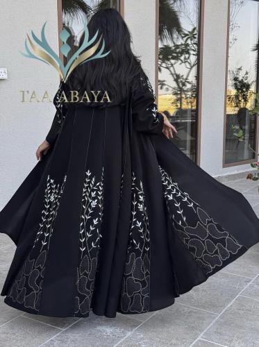 عباية كريب سبيشل تطريز يدوي ، دبل كلوش