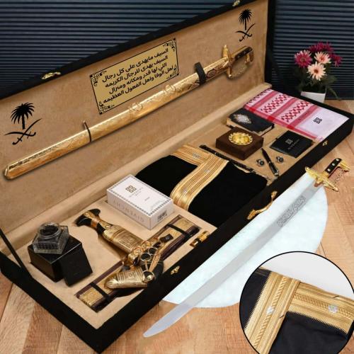 هدية ملكية فاخرة – هيبة المشلح الملكي وارد الأحساء...