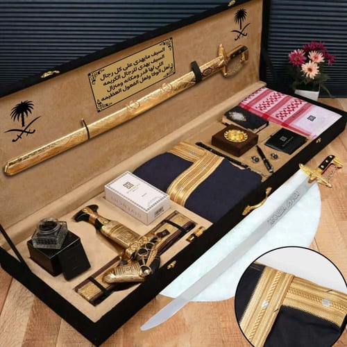 هدية ملكية فاخرة – هيبة المشلح الملكي وارد الأحساء...