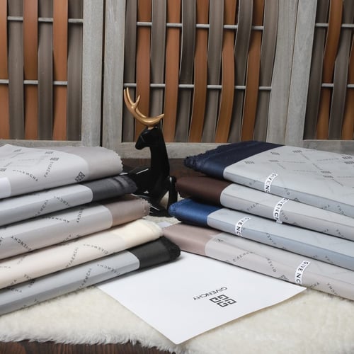 قماش شتوي مع ملحقاته