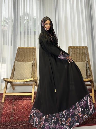 عباية قمرالزمان