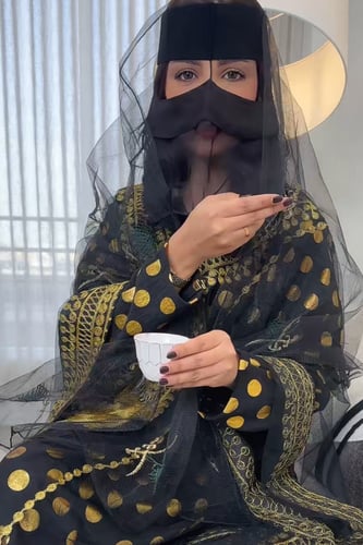 طرحة تل أسود سيفين ونخلة ذهبي وزيتي اخضر .