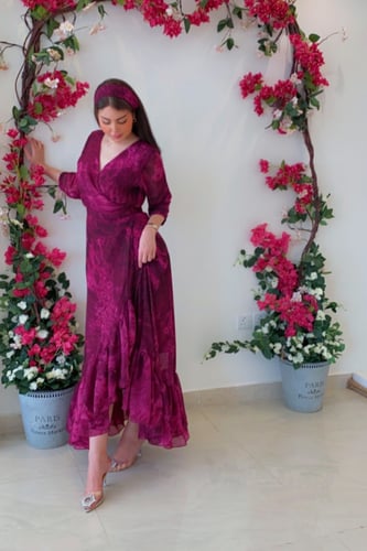 فستان الأنوثة