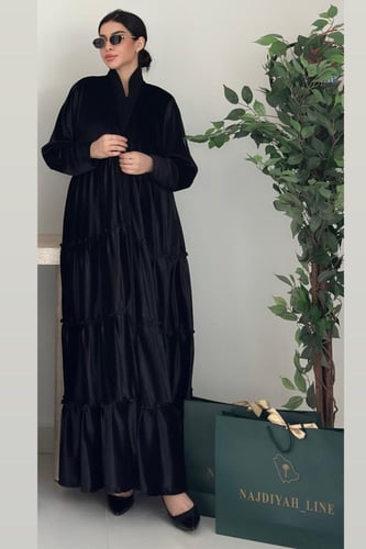 عبايه مخمل طبقات