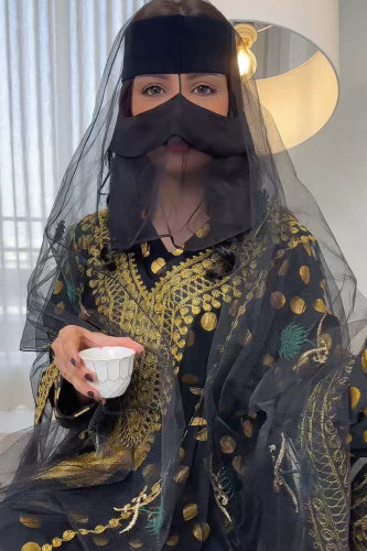 طرحة تل أسود سيفين ونخلة ذهبي وزيتي اخضر .