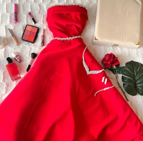 فستان توب احمر مخمل