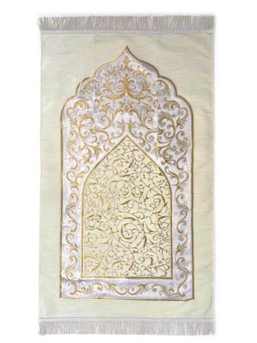 طقم سجادة مع ثوب صلاة