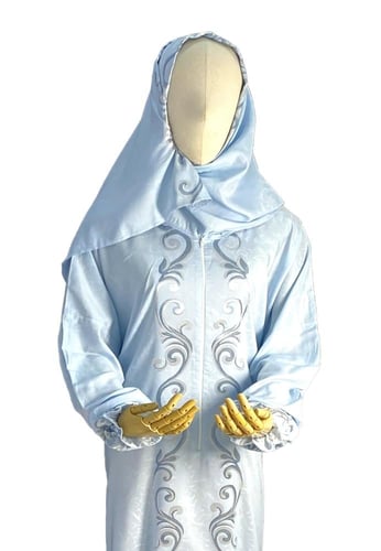 طقم سجادة مع ثوب صلاة