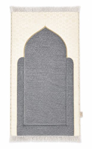 سجادة صلاة شانيل ميموري فوم