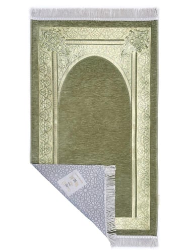 سجادة صلاة شينيل في علبة