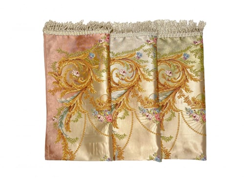 سجادة صلاة جوبلان في علبة لون فستفي