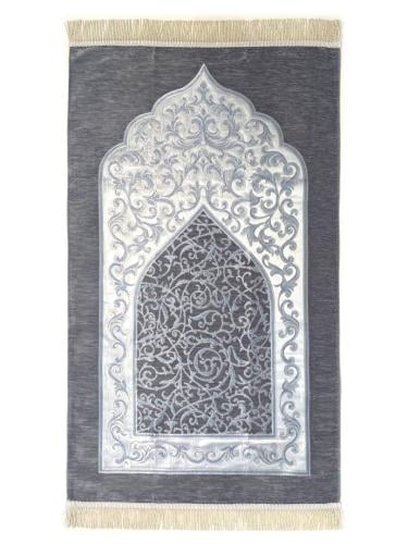 طقم سجادة مع ثوب صلاة