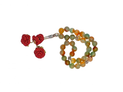 سبحة عقيق ملون بشرشوبة ورود كروشية يدوي