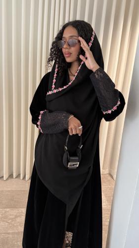 عباية شتوي بالدانتيل