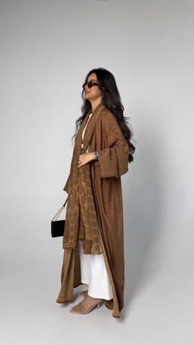 عباية حرير كشميري بني