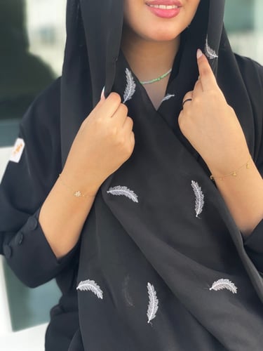 طرحه ورقات الشجر فضي- بوال