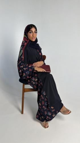 عباية حرير سيلين كحلي