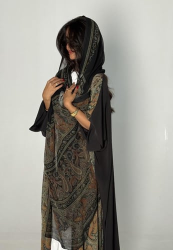 عباية الحرير الأسود 6