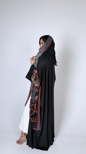 حرير اسود سادة