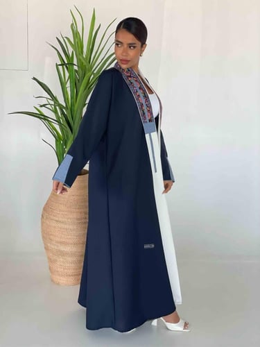 عباية هتان كحلي