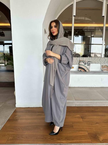 عباية السمو رمادي