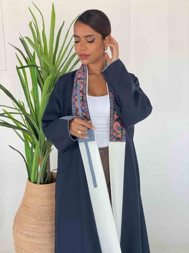 عباية هتان كحلي