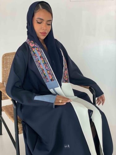 عباية هتان كحلي