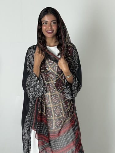 عباية الحرير الاسود 4