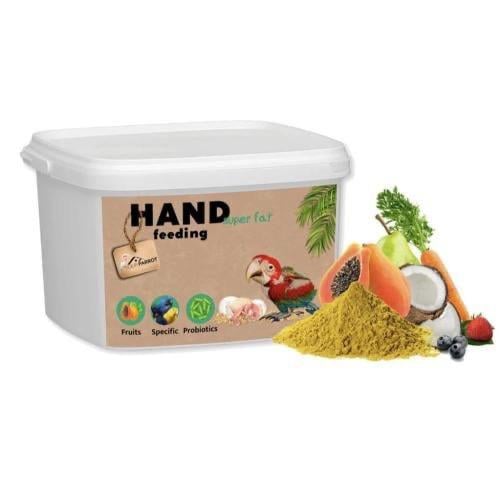 سيريلاك يور باروت سوبر فات Your Parrot Hand Feedin...