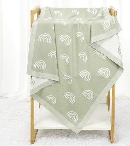 شنطة ملابس المواليد زمرد