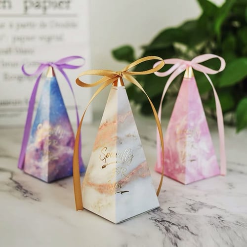 توزيعات اهرامية