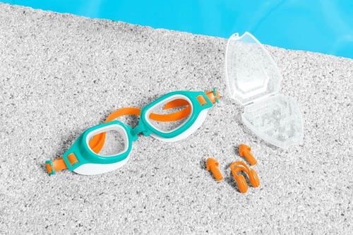 طقم نظارات سباحة مع السدادات للاذن والانف (12حبه)