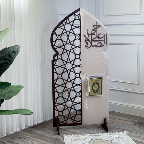 بوابة المصلى الفاخرة