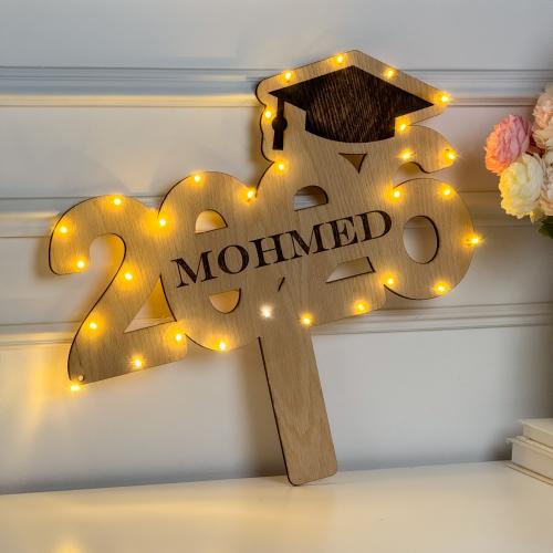 إضاءة التخرج