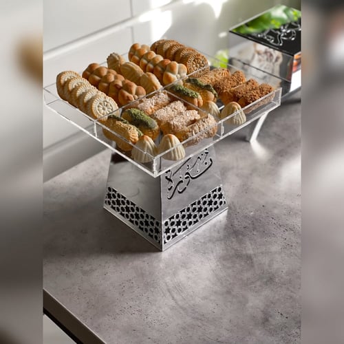 مجموعة فضة : 5 صواني + مبخرة و علبة بخور