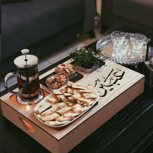 عرض 3 صواني خشبية