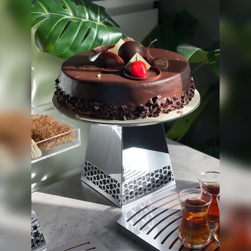 مجموعة فضة : 5 صواني + مبخرة و علبة بخور