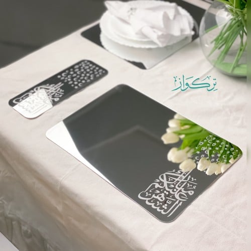 قاعدة صحون ، و ملاعق ( اكريليك مرايا )..مبارك عليك...